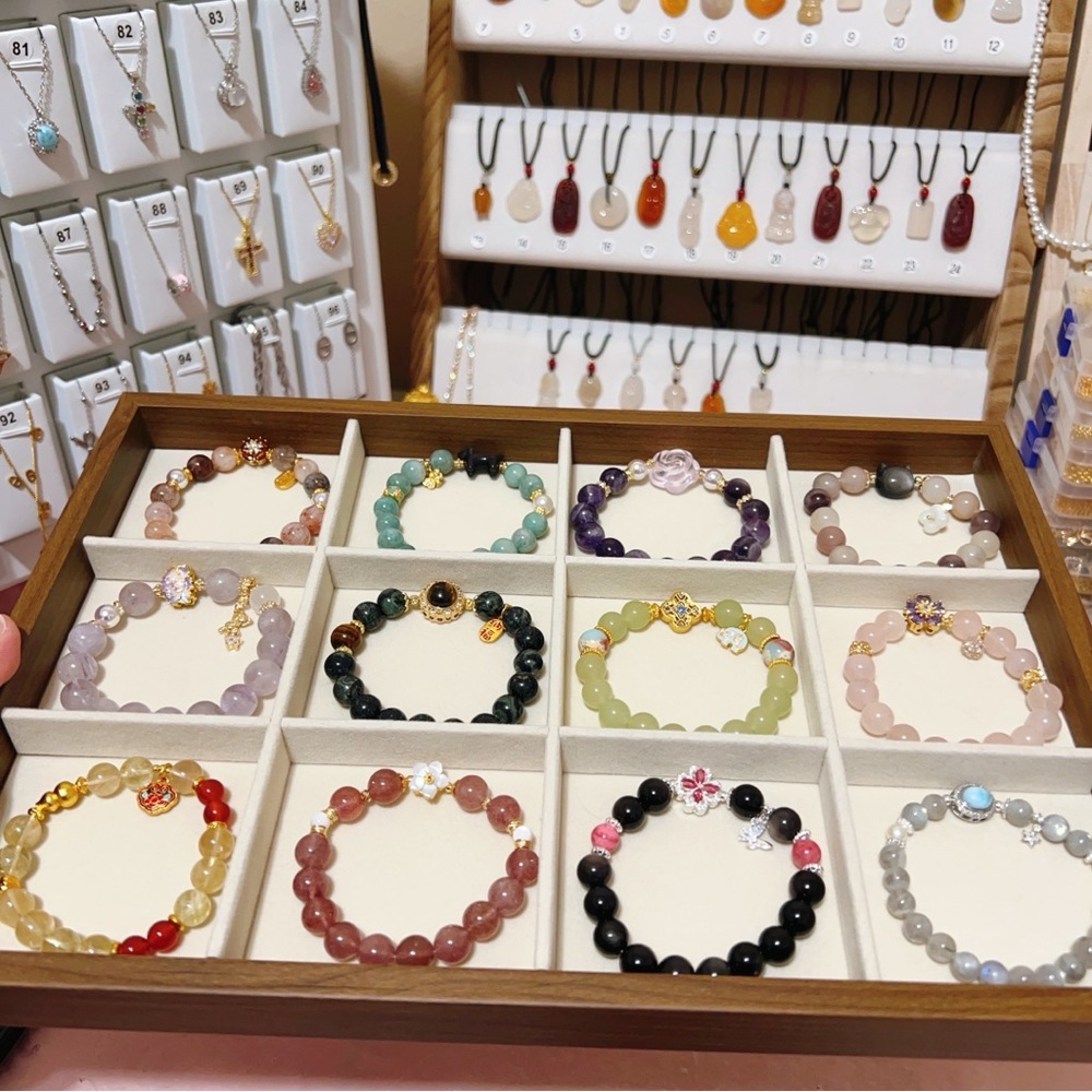 （04-23）Handmade bracelets for live show
